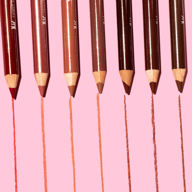 LÁPIZ DELINEADOR DE LABIOS GIRLY